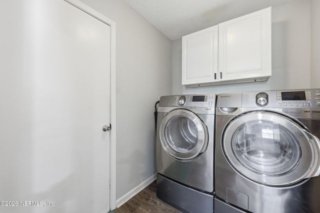 2822 HILSDALE HARBOR Way, Jacksonville, FL 32216