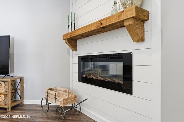 2822 HILSDALE HARBOR Way, Jacksonville, FL 32216