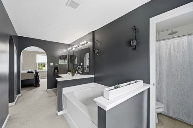 302 Davinci Ct, Rostraver, PA 15012