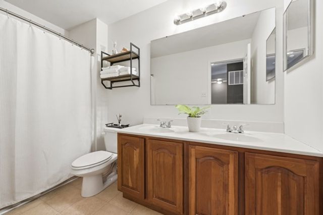 302 Davinci Ct, Rostraver, PA 15012