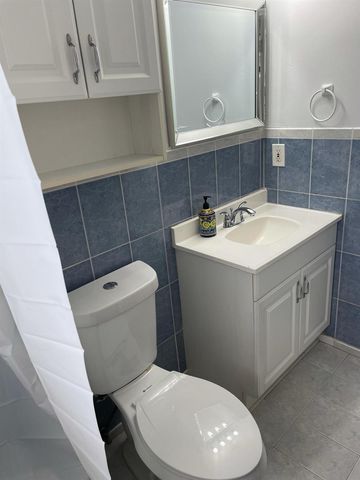 440 SE 2nd Avenue 5, Deerfield Beach, FL 33441
