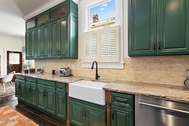 236 W 6TH Street, Jacksonville, FL 32206