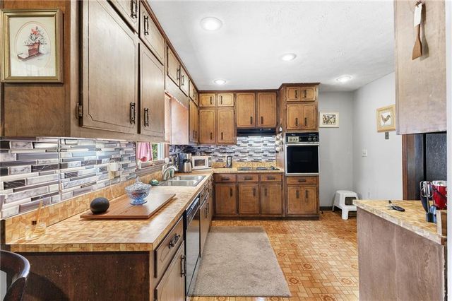 5174 Whitmire Road, Gainesville, GA 30506