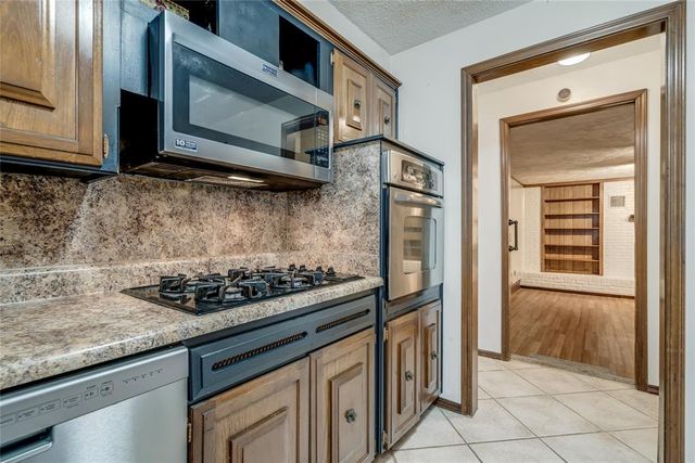 4117 SE 14th Street, Del City, OK 73115