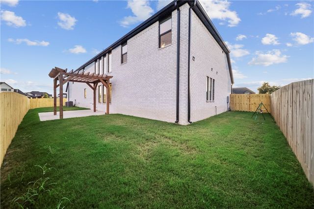 6417 S 59th Street, Rogers, AR 72758