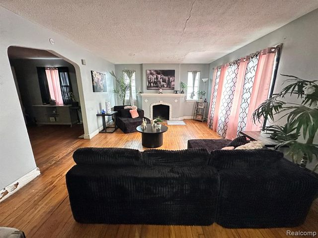 14901 Terry Street, Detroit, MI 48227