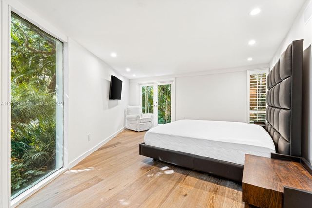 11015 Lakeside Dr, Coral Gables, FL 33156