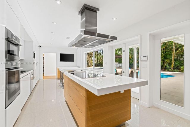 11015 Lakeside Dr, Coral Gables, FL 33156