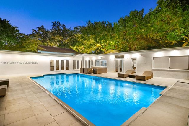 11015 Lakeside Dr, Coral Gables, FL 33156