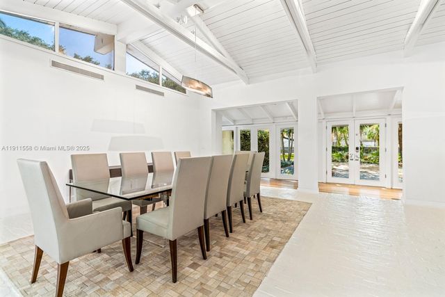 11015 Lakeside Dr, Coral Gables, FL 33156