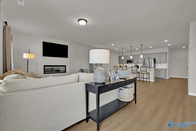 18557 Oxbow Lane, Athens, AL 35613