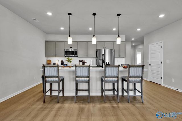 18557 Oxbow Lane, Athens, AL 35613