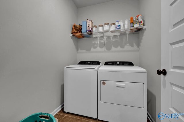 18557 Oxbow Lane, Athens, AL 35613