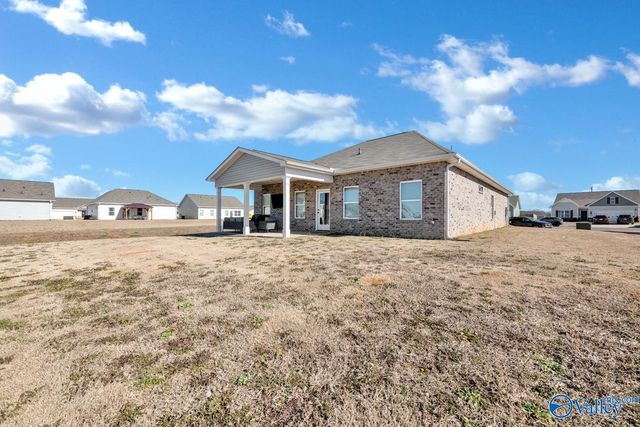 18557 Oxbow Lane, Athens, AL 35613