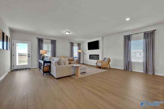 18557 Oxbow Lane, Athens, AL 35613