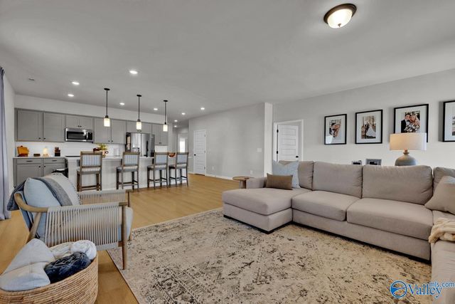 18557 Oxbow Lane, Athens, AL 35613