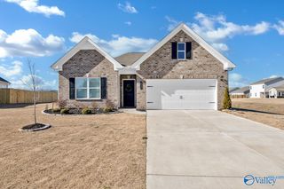 18557 Oxbow Lane, Athens, AL 35613
