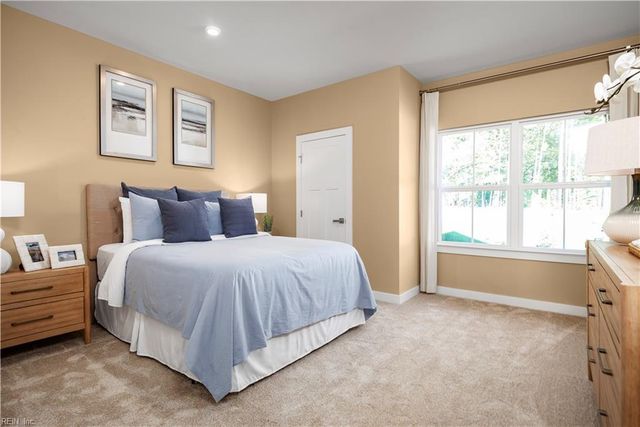 208 Miriam DR, Moyock, NC 27958