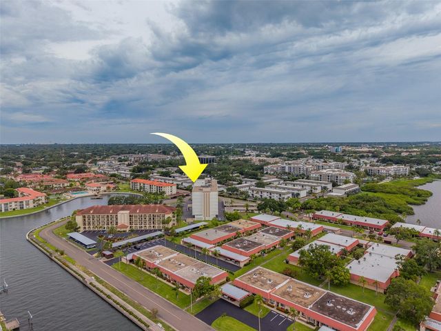 19029 US HIGHWAY 19 N 9-403, Clearwater, FL 33764