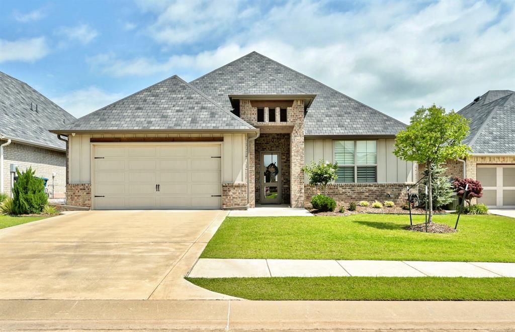 209 Pont De Normandie Court, Edmond, OK 73034