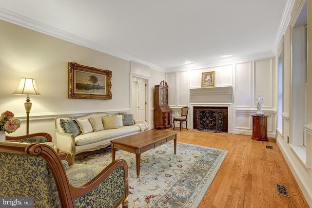 105 INTERPROMONTORY RD, Great Falls, VA 22066