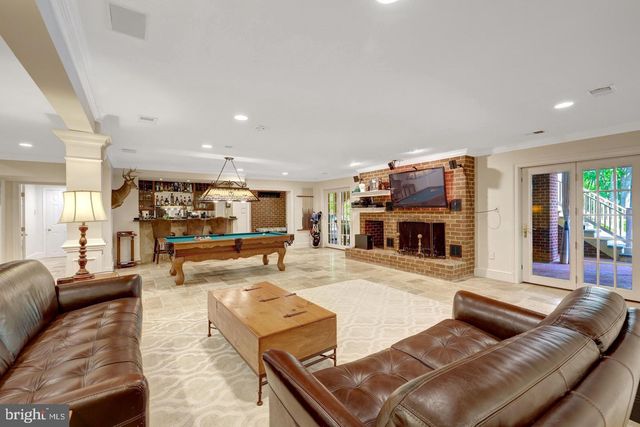 105 INTERPROMONTORY RD, Great Falls, VA 22066