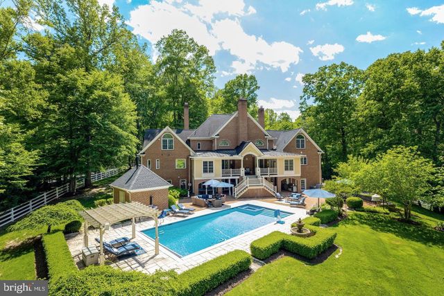 105 INTERPROMONTORY RD, Great Falls, VA 22066