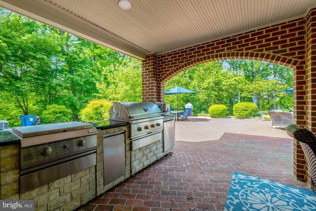 105 INTERPROMONTORY RD, Great Falls, VA 22066