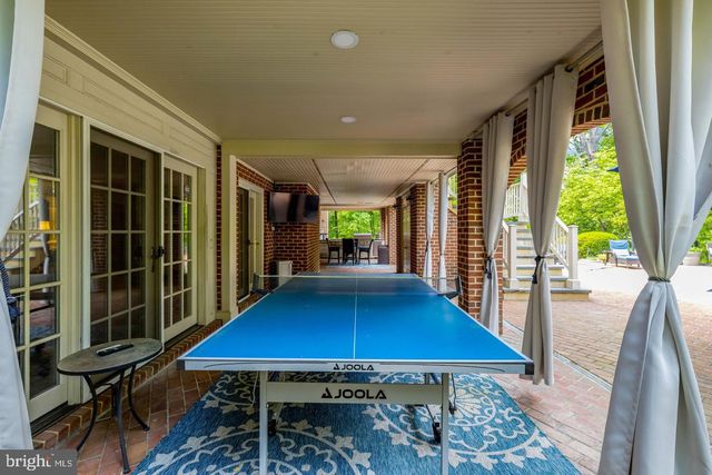 105 INTERPROMONTORY RD, Great Falls, VA 22066