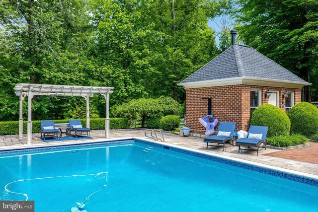 105 INTERPROMONTORY RD, Great Falls, VA 22066