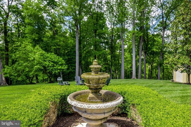 105 INTERPROMONTORY RD, Great Falls, VA 22066