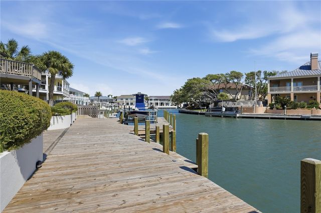 9 Albatross Road, Rockport, TX 78382