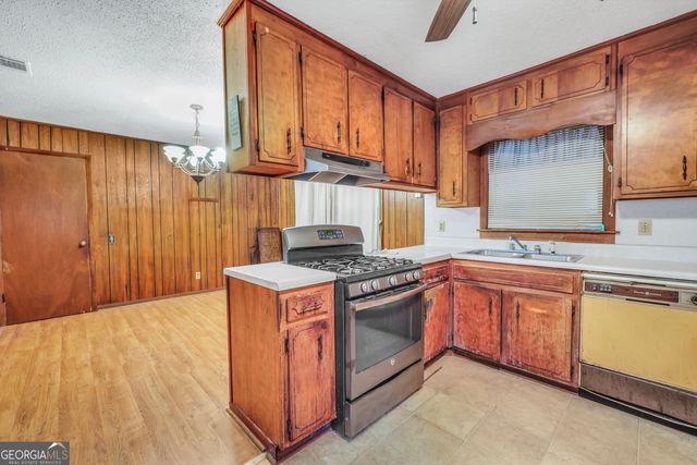 407 Westchester Drive, Barnesville, GA 30204