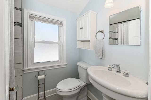 1661 Sutton Avenue, Cincinnati, OH 45230