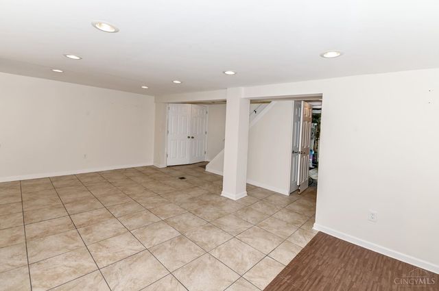 1661 Sutton Avenue, Cincinnati, OH 45230