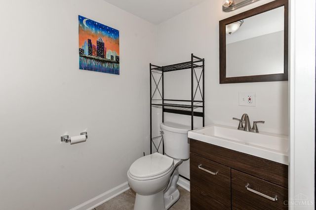 1661 Sutton Avenue, Cincinnati, OH 45230