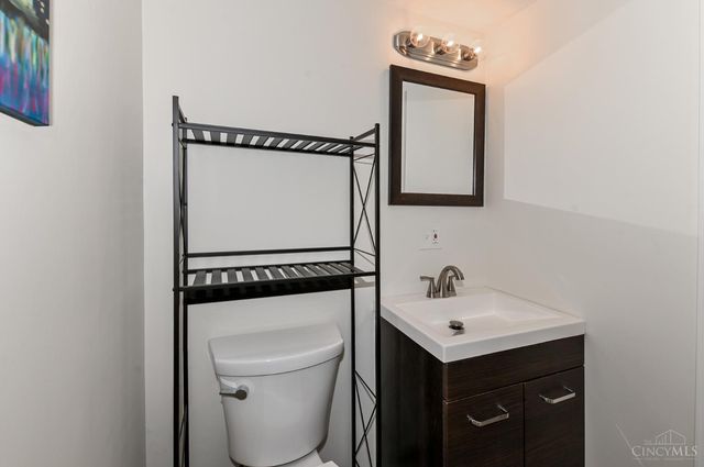 1661 Sutton Avenue, Cincinnati, OH 45230