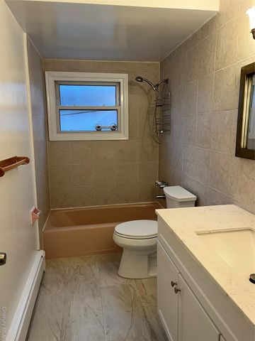 429 E Park Avenue First Level, Long Beach, NY 11561