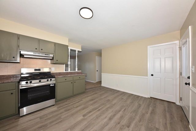 1010 Sunset Ridge DRIVE W, West Bend, WI 53090