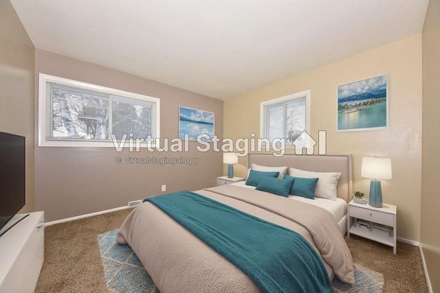 1010 Sunset Ridge DRIVE W, West Bend, WI 53090