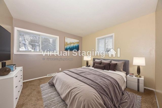 1010 Sunset Ridge DRIVE W, West Bend, WI 53090