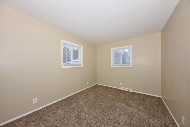 1010 Sunset Ridge DRIVE W, West Bend, WI 53090