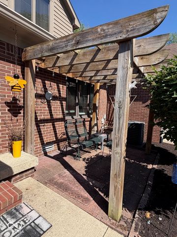 1622 Library Boulevard, Greenwood, IN 46142