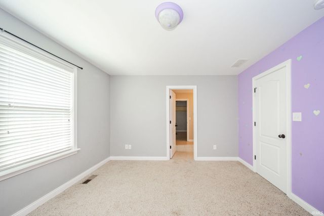 10555 Serra Vista Point, Fishers, IN 46040