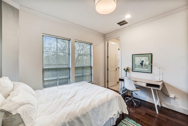 15943 Morgan Street, Sugar Land, TX 77478