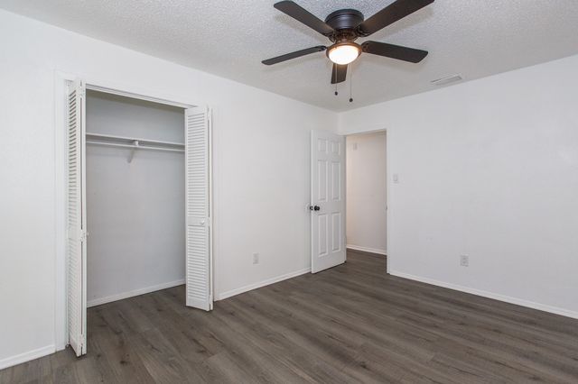 2430 May Lane, Grand Prairie, TX 75050