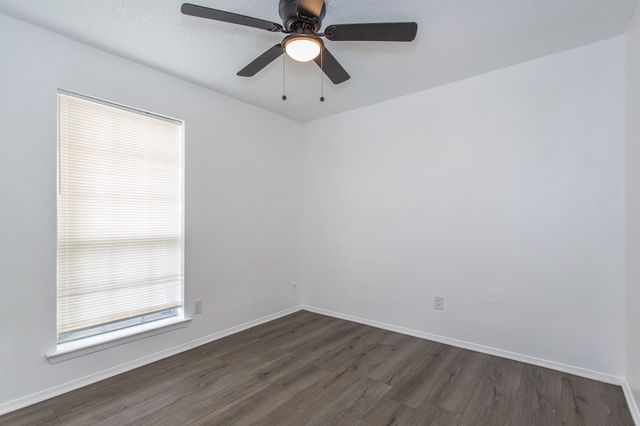 2430 May Lane, Grand Prairie, TX 75050