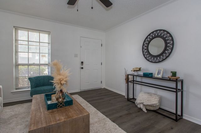 2430 May Lane, Grand Prairie, TX 75050