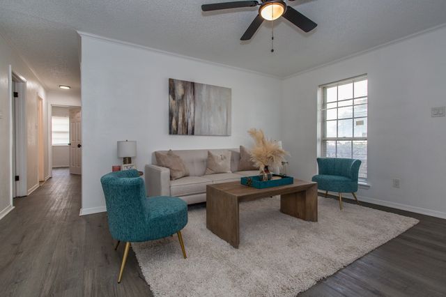 2430 May Lane, Grand Prairie, TX 75050