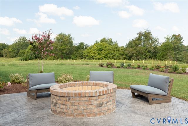 8897 Emily Jane Pl, Quinton, VA 23141